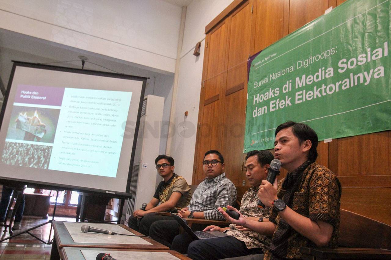 Hoaks di Media Sosial...