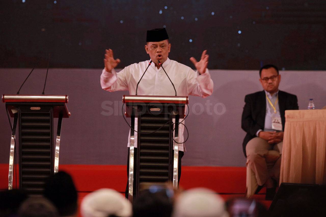 Gatot Nurmantyo Hadiri...