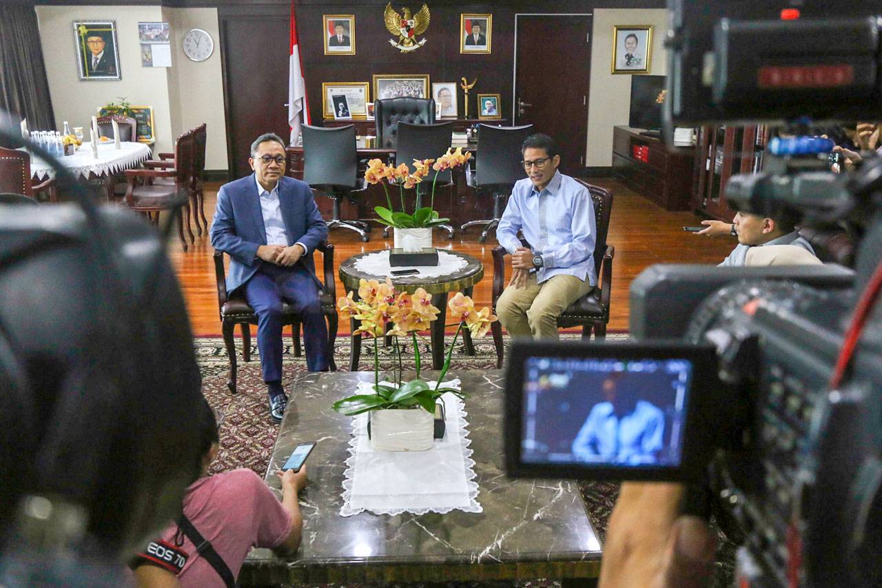 Cawapres Sandiaga Uno...