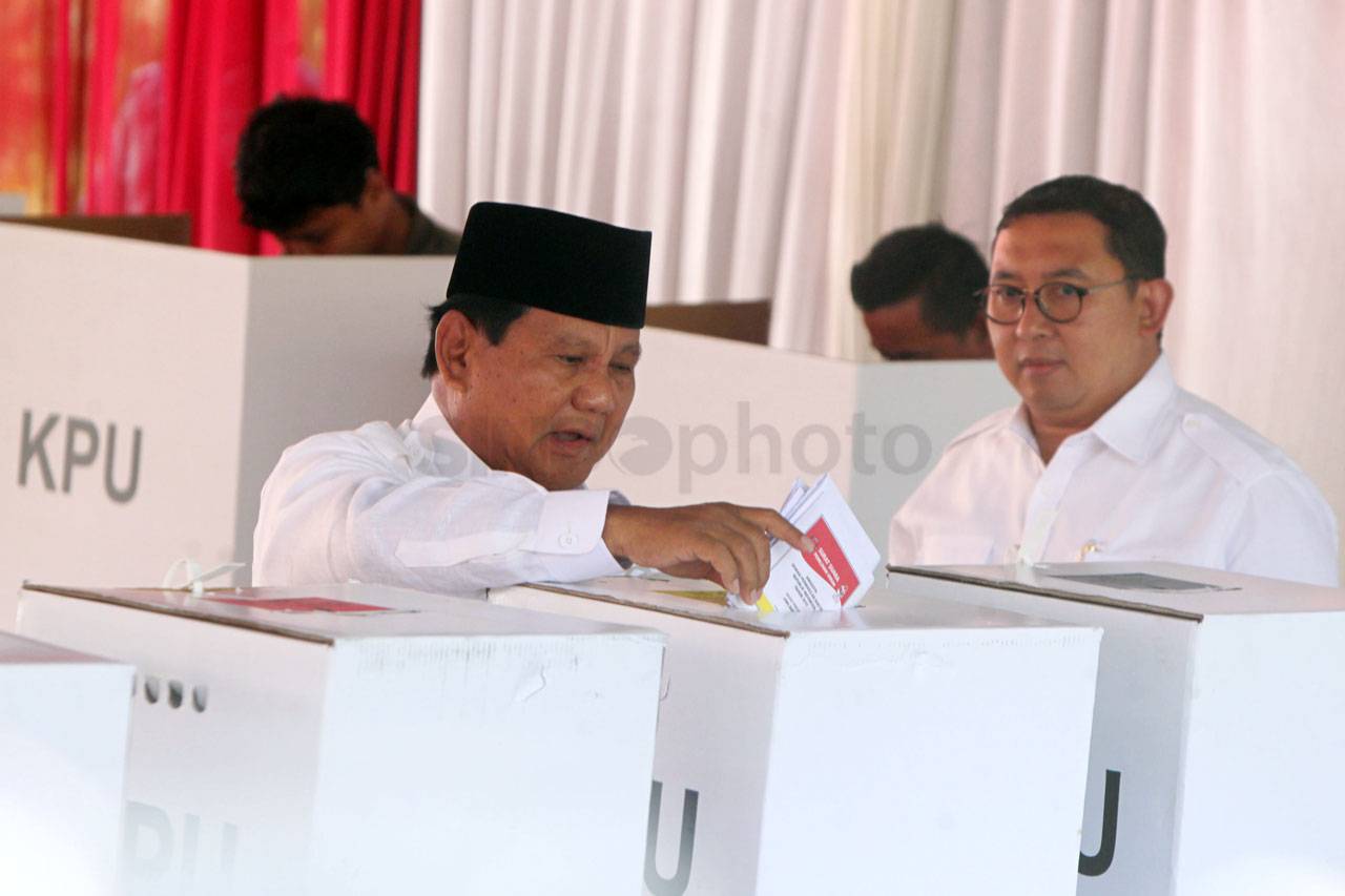 Capres Prabowo Nyoblos...