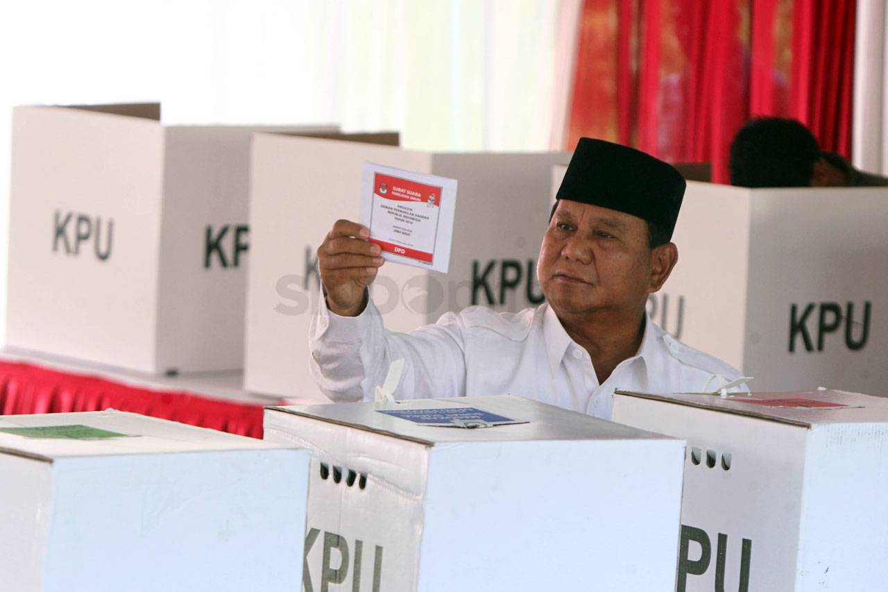 Capres Prabowo Nyoblos...