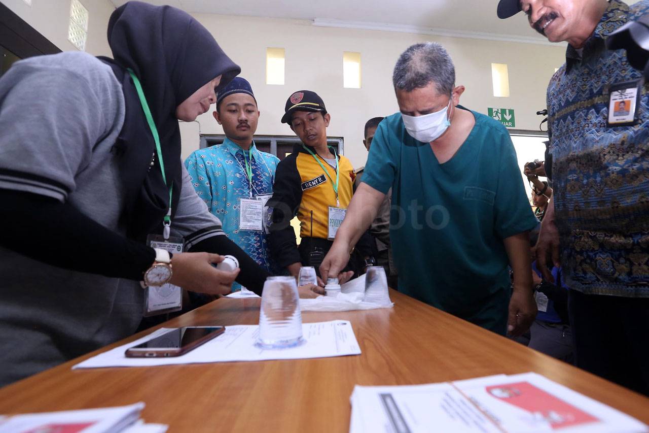 Pasien RSJ Menur Gunakan...