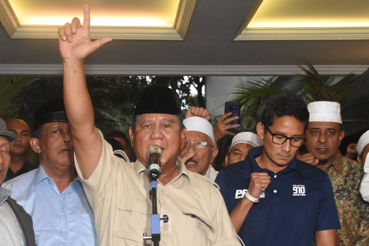 Pasangan Prabowo-Sandi...