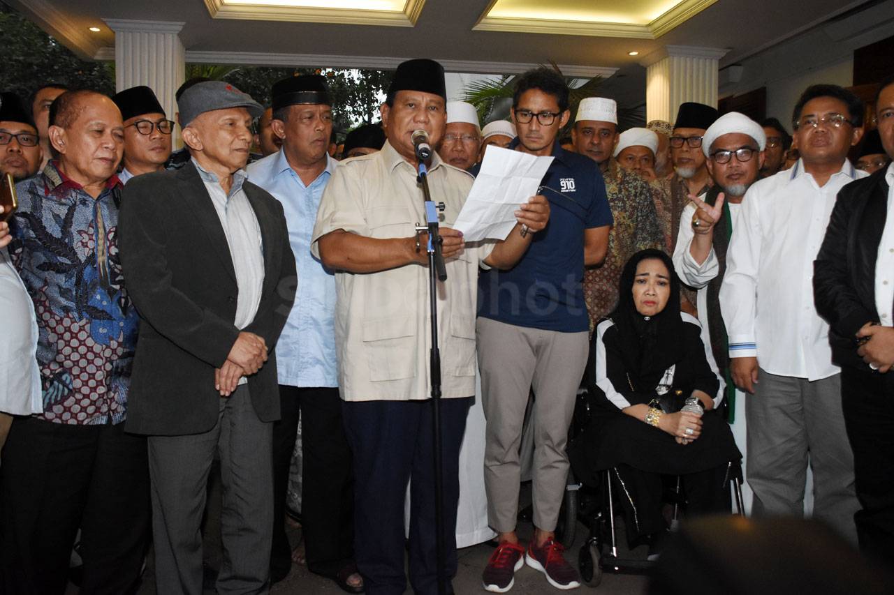 Pasangan Prabowo-Sandi...