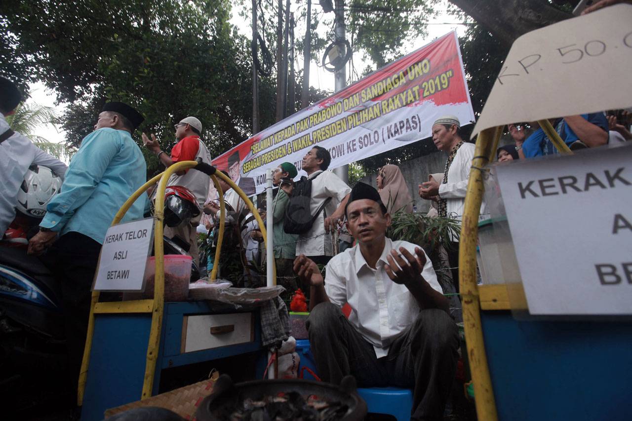 Prabowo Gelar Syukuran...
