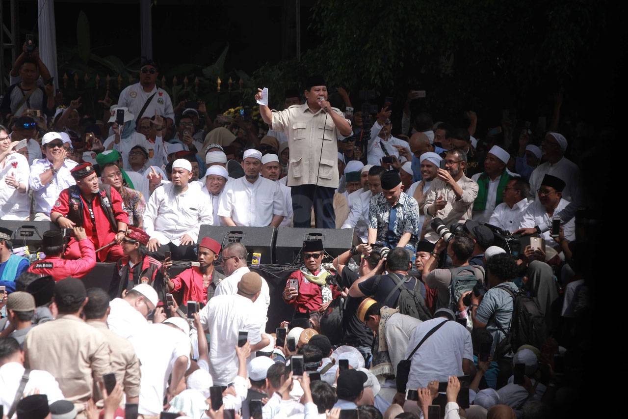 Prabowo Gelar Syukuran...
