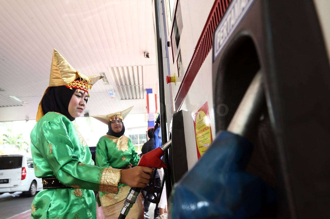Peringati Hari Kartini,...