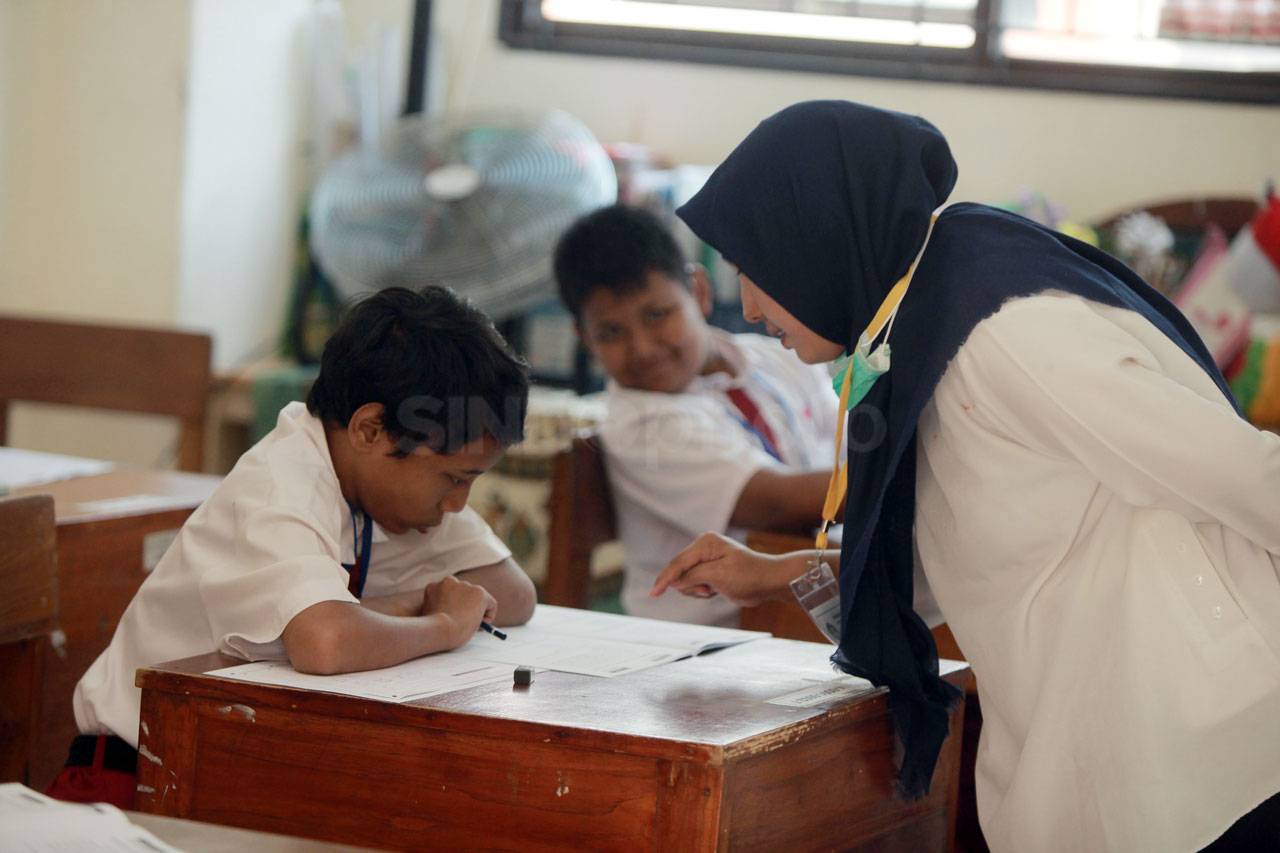 Siswa SDLB Tunarungu...