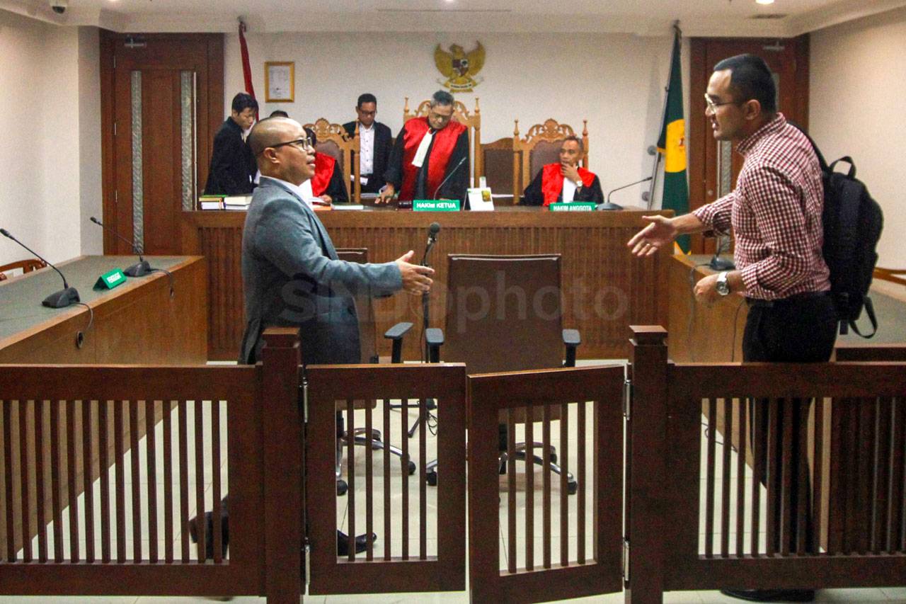 Sidang Gugatan Nasabah...