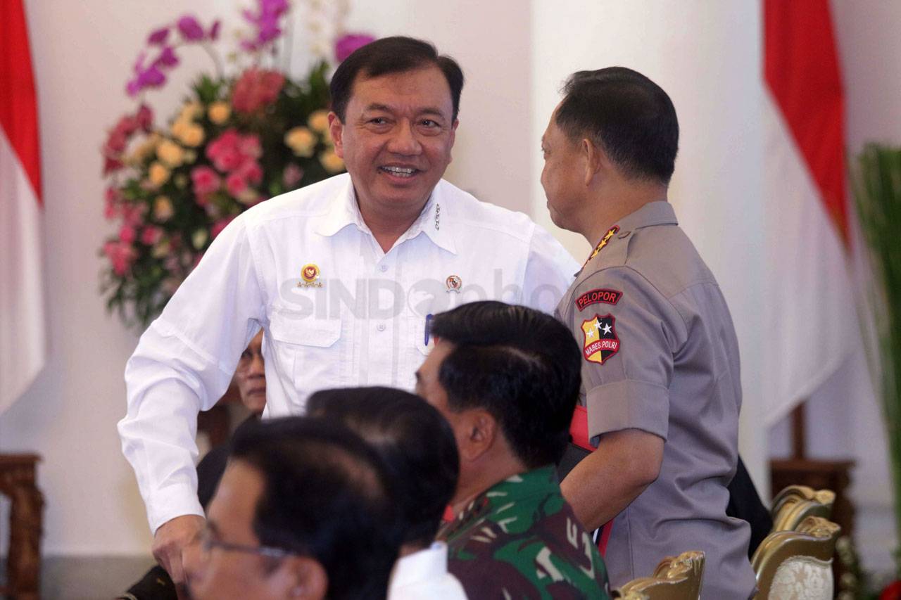 Presiden Jokowi Pimpin...