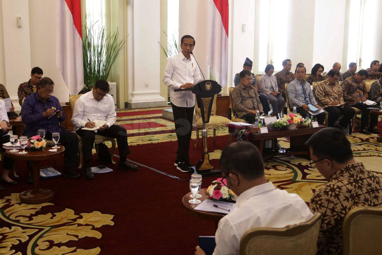 Presiden Jokowi Pimpin...