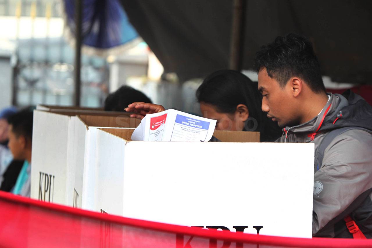 TPS 71 Tangsel Lakukan...