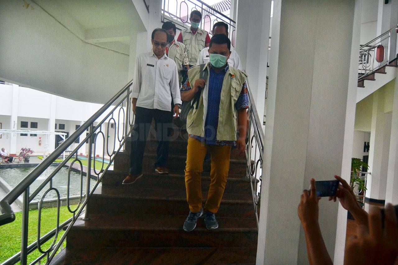KPK Geledah Kantor Wali...