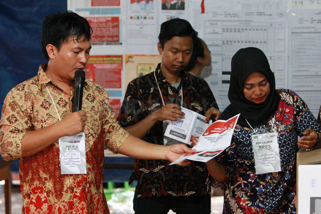 KPU DKI Gelar Pemungutan...