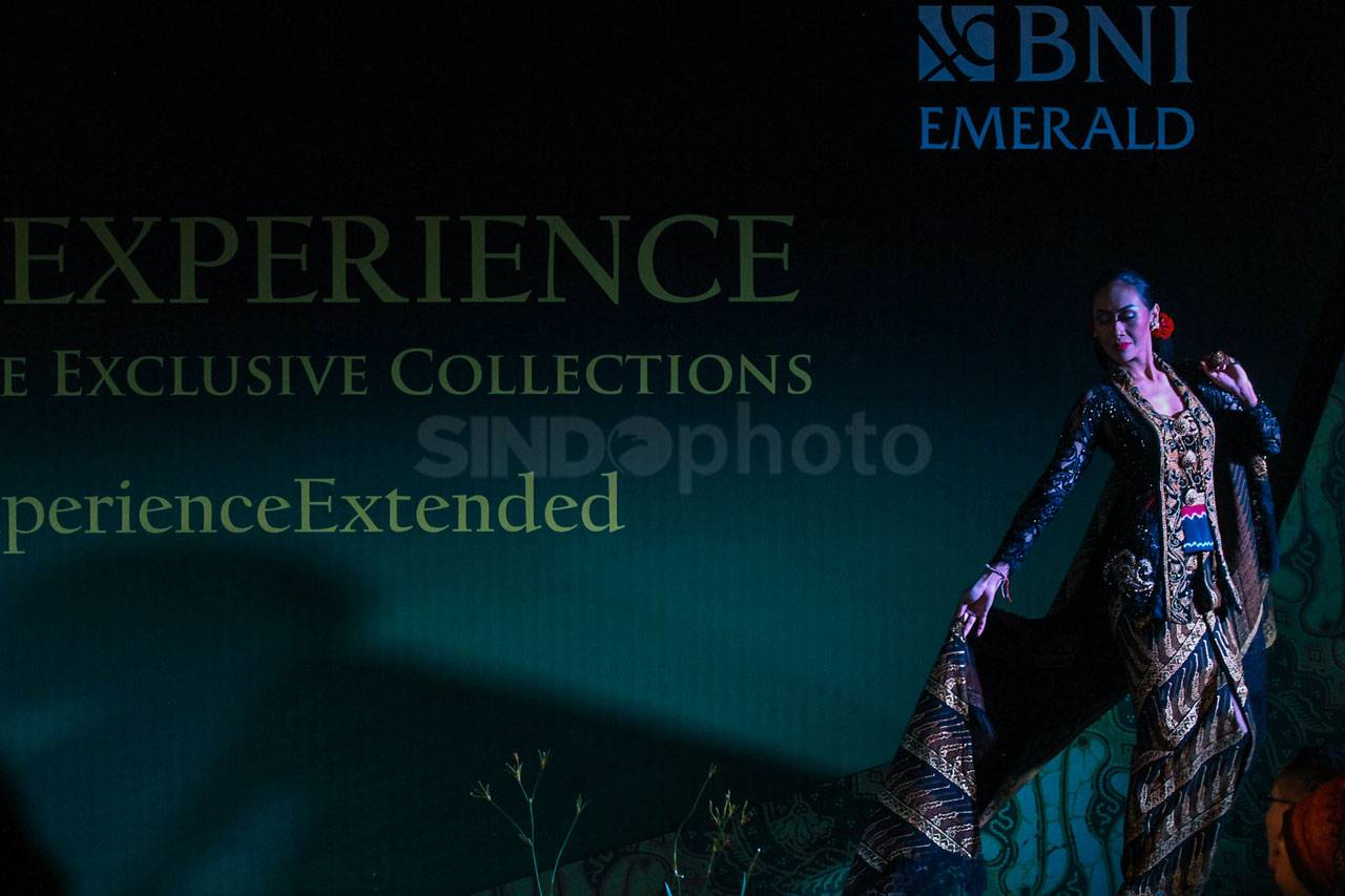 Pengguna BNI Emerald...