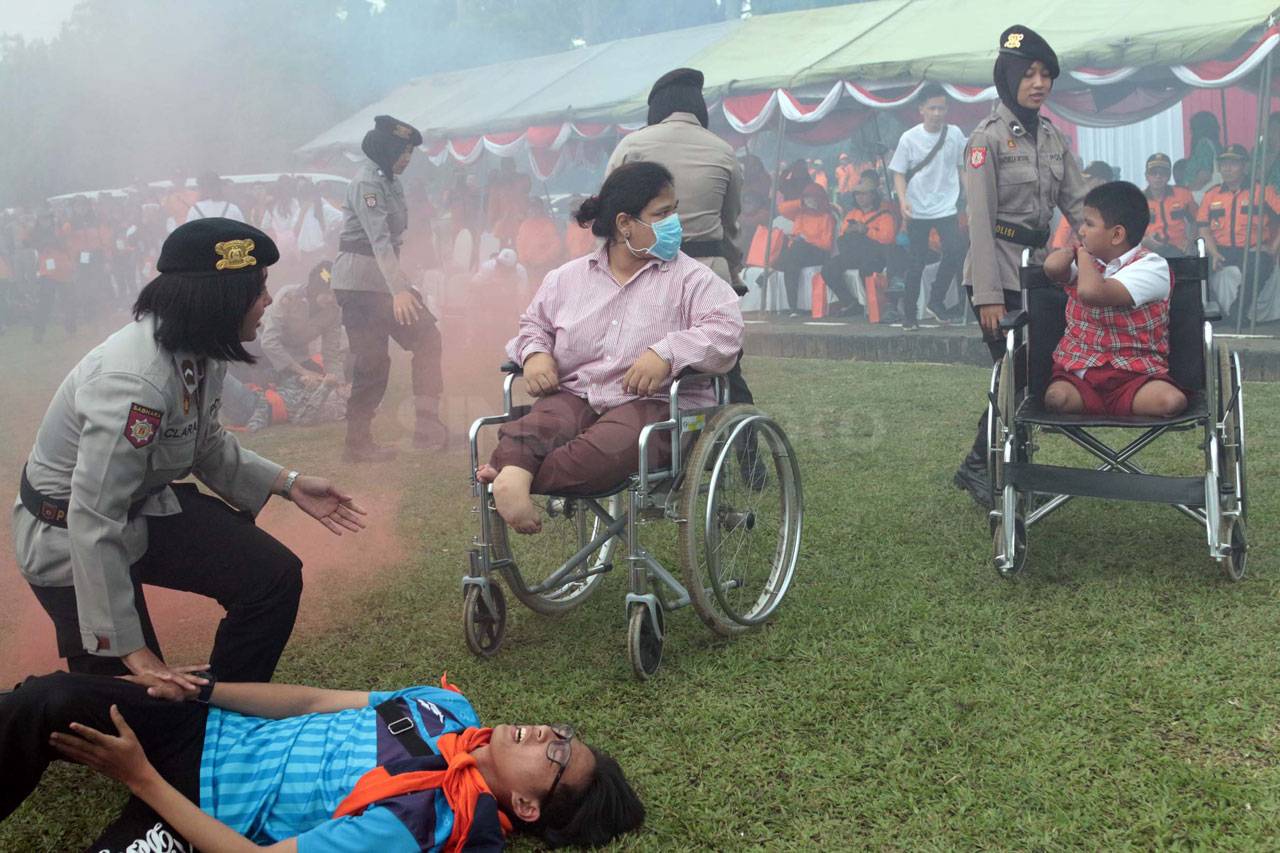 Ribuan Relawan Kemanusiaan...
