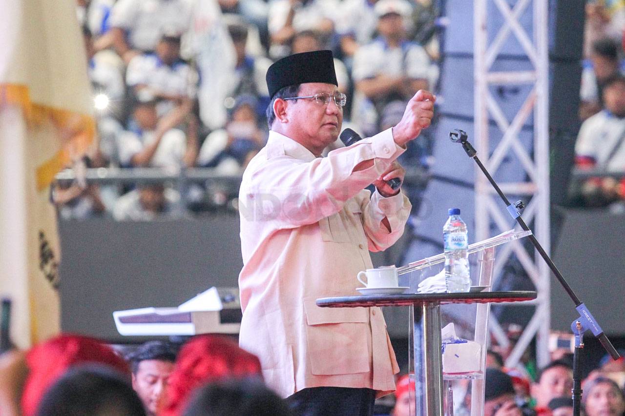 Prabowo Subianto Hadiri...