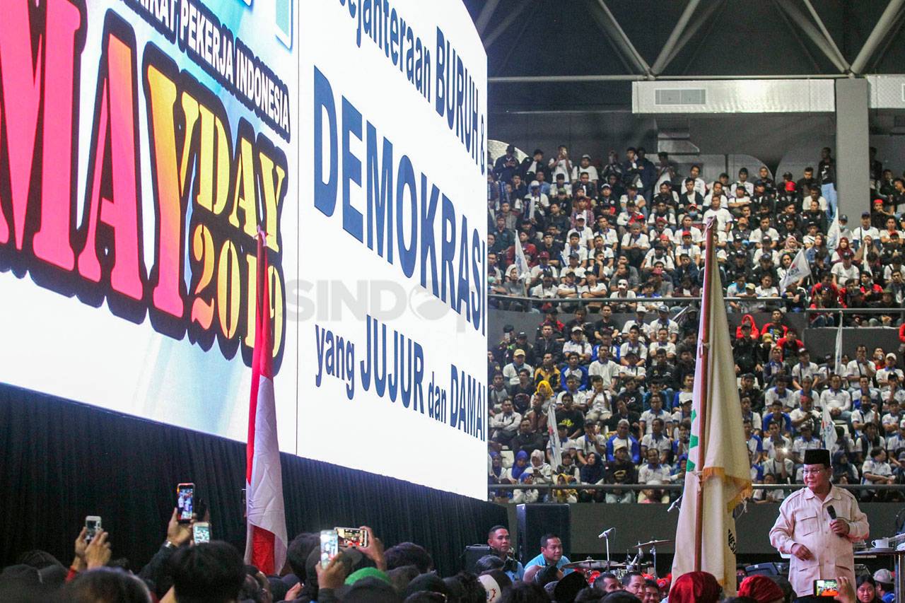 Prabowo Subianto Hadiri...
