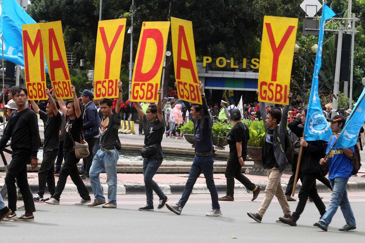 Peringati May Day, Ribuan...