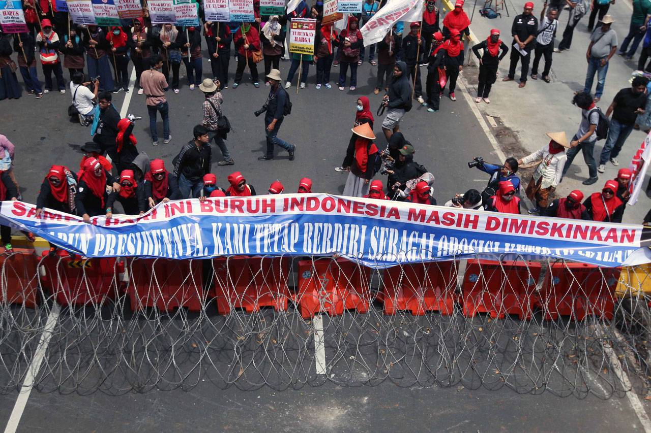 Peringati May Day, Ribuan...