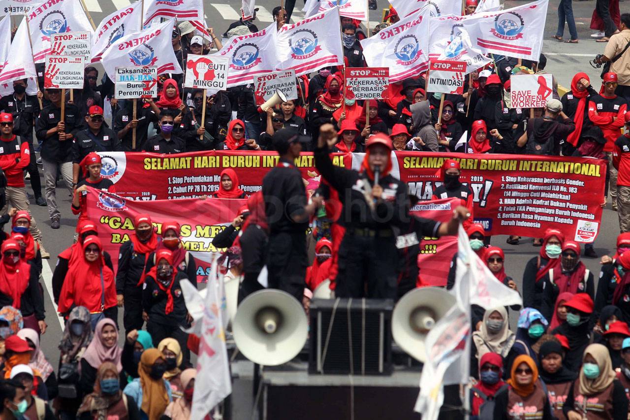 Peringati May Day, Ribuan...