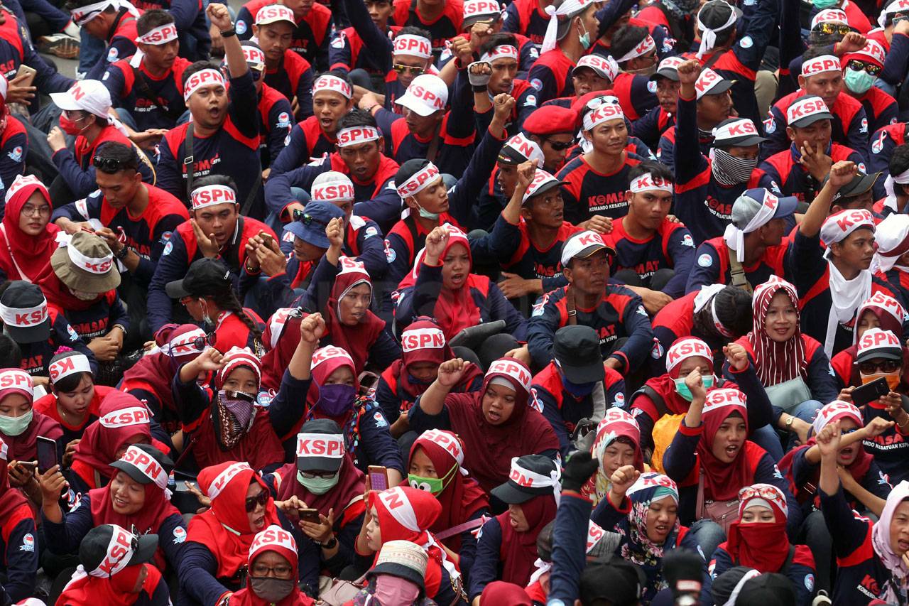 Peringati May Day, Ribuan...