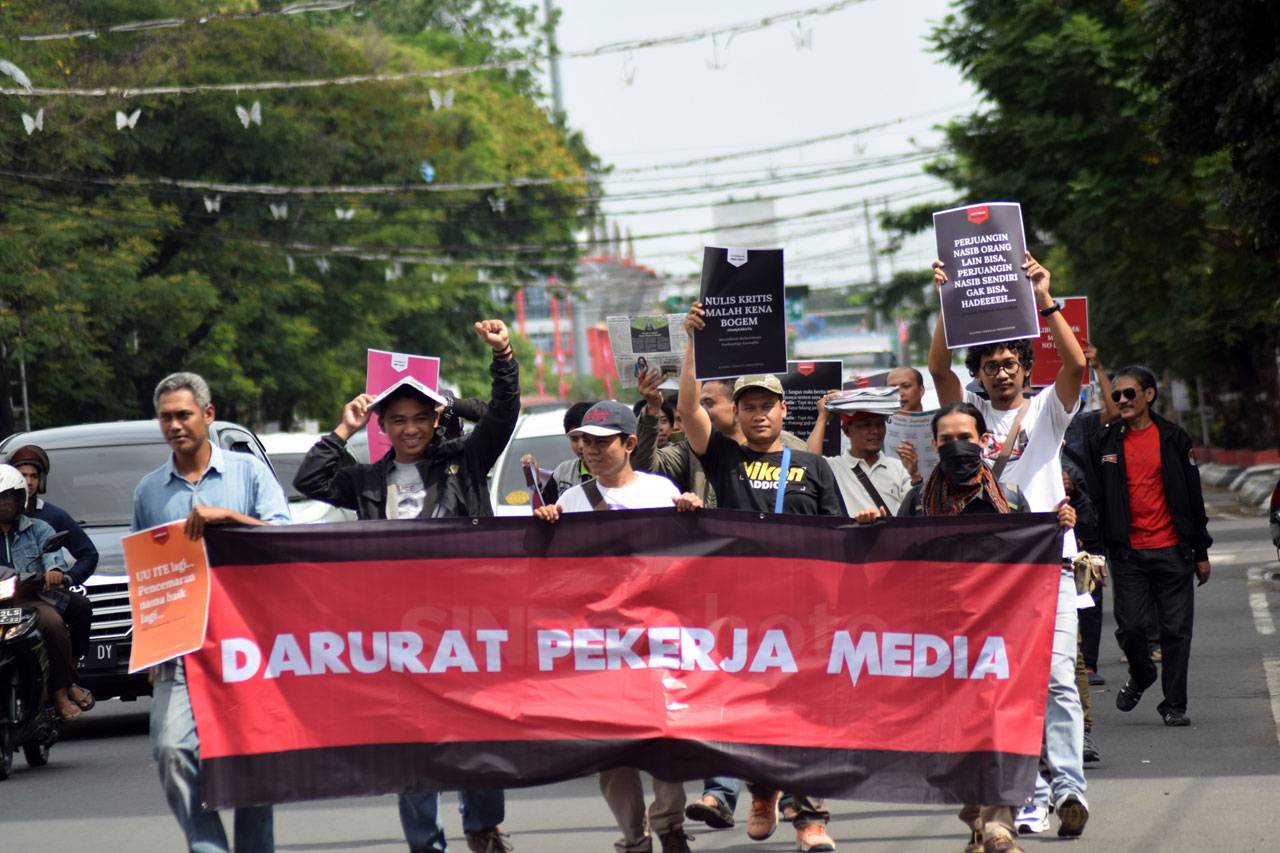 Pekerja Media Semarang...