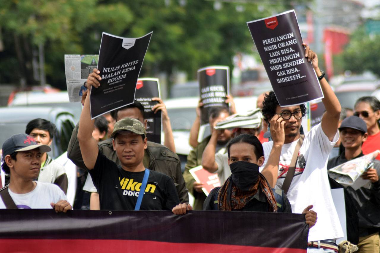 Pekerja Media Semarang...