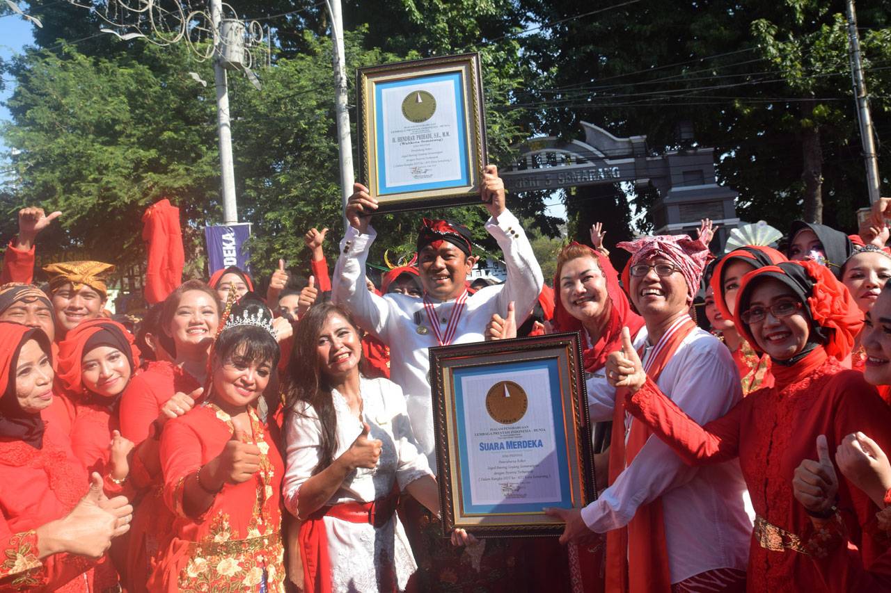 24.000 Peserta Joget...