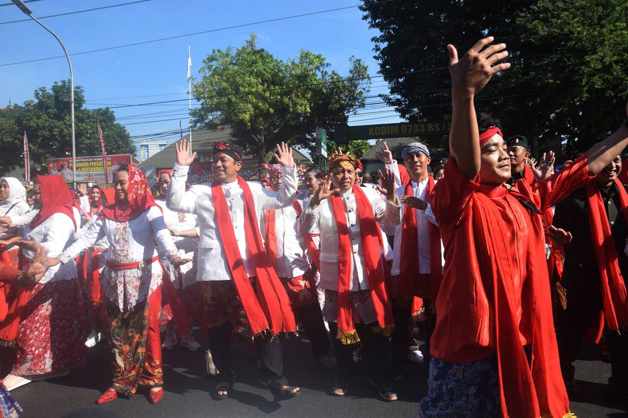 24.000 Peserta Joget...