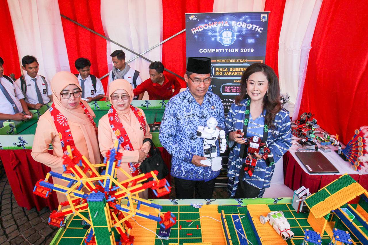 Kompetisi Robotic Piala...