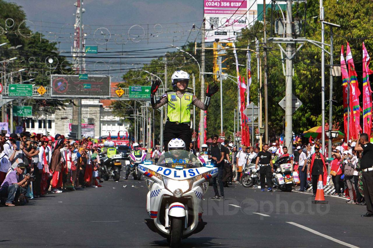 Aksi Freestyle Polwan...