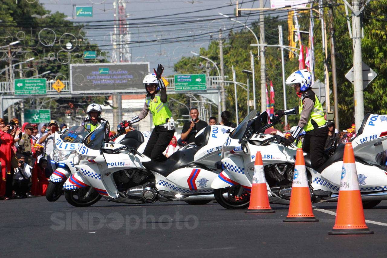 Aksi Freestyle Polwan...