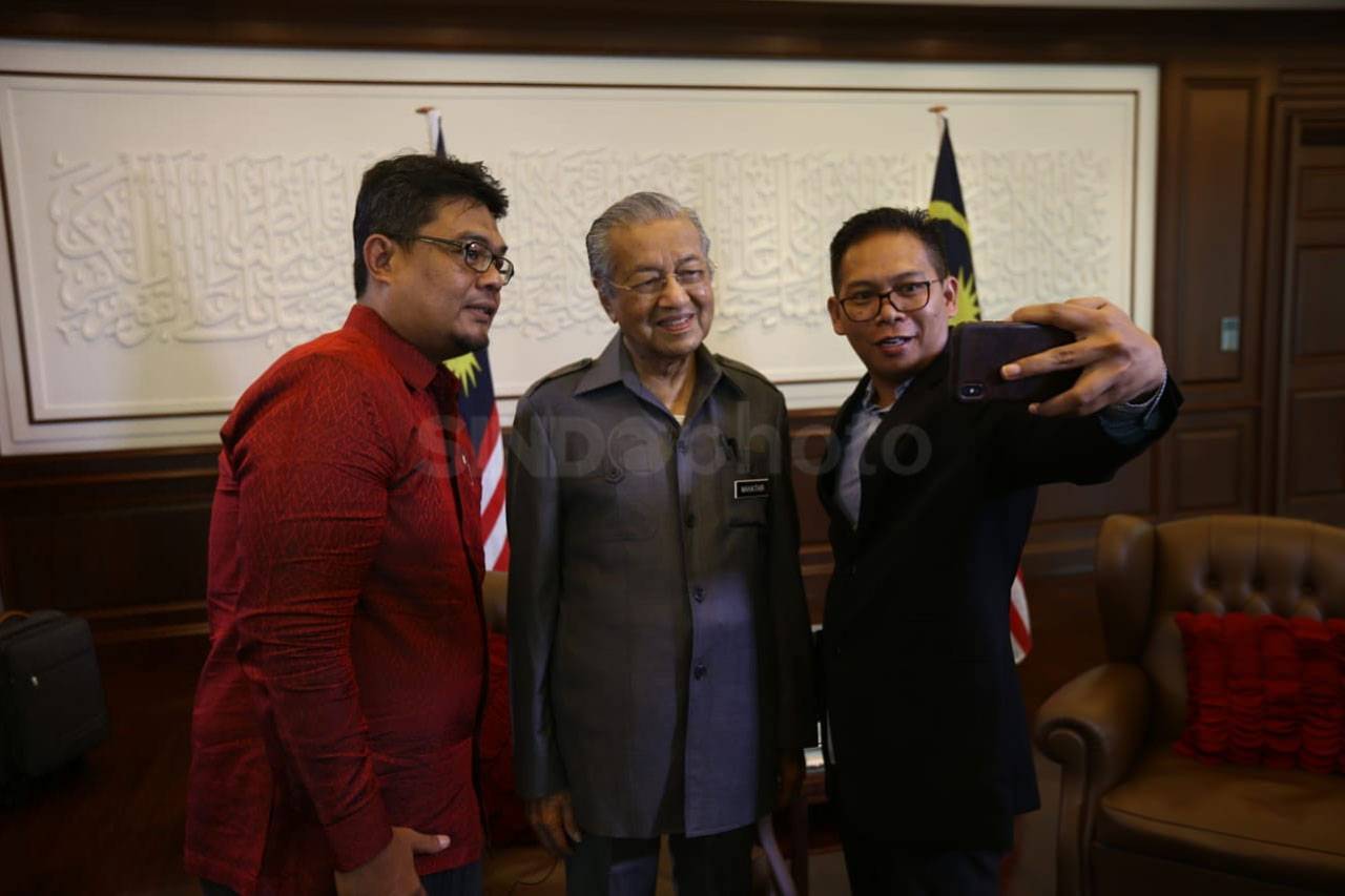 Disambut Hangat, MNC...