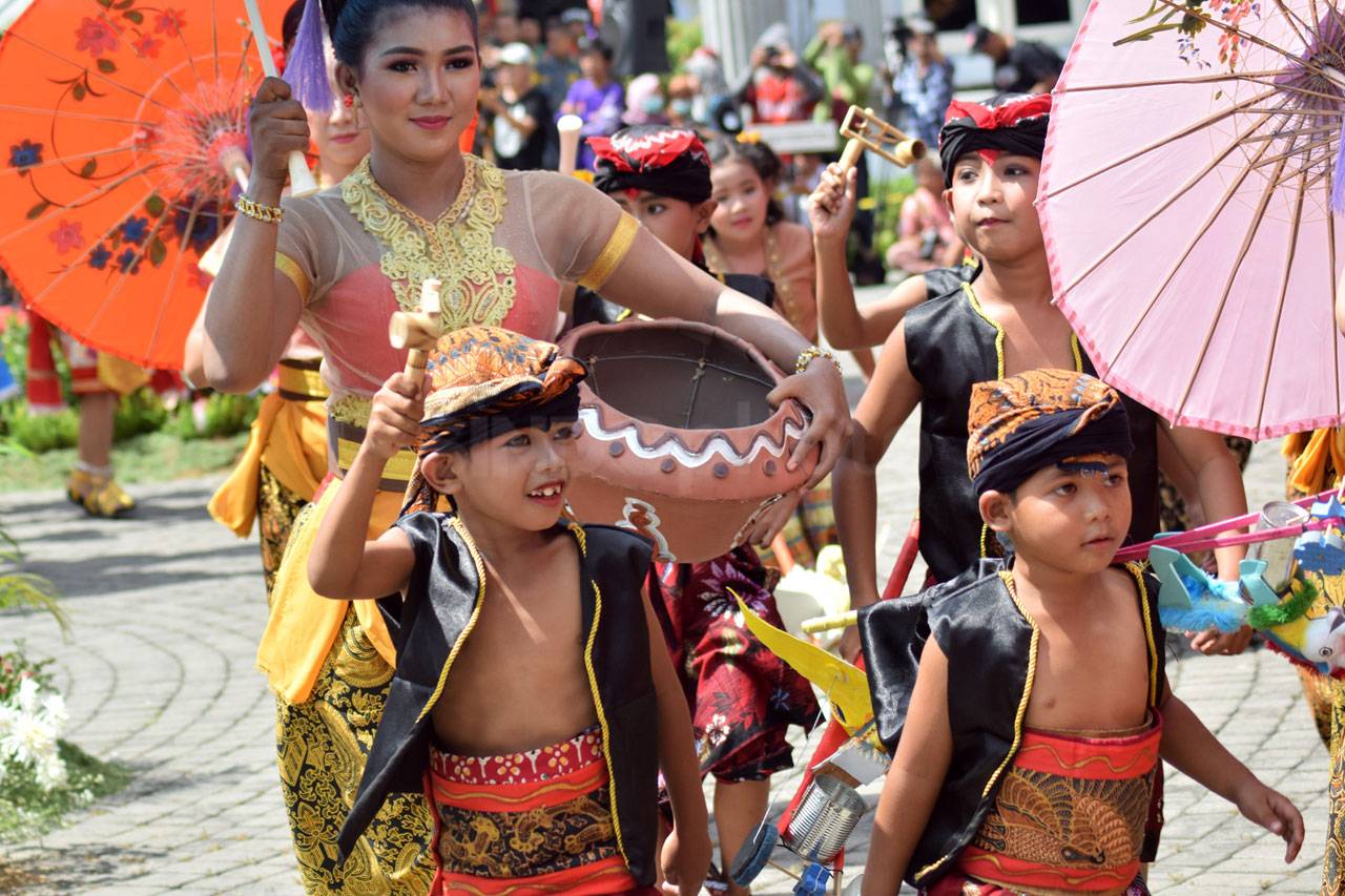 Semarak Karnaval Budaya...