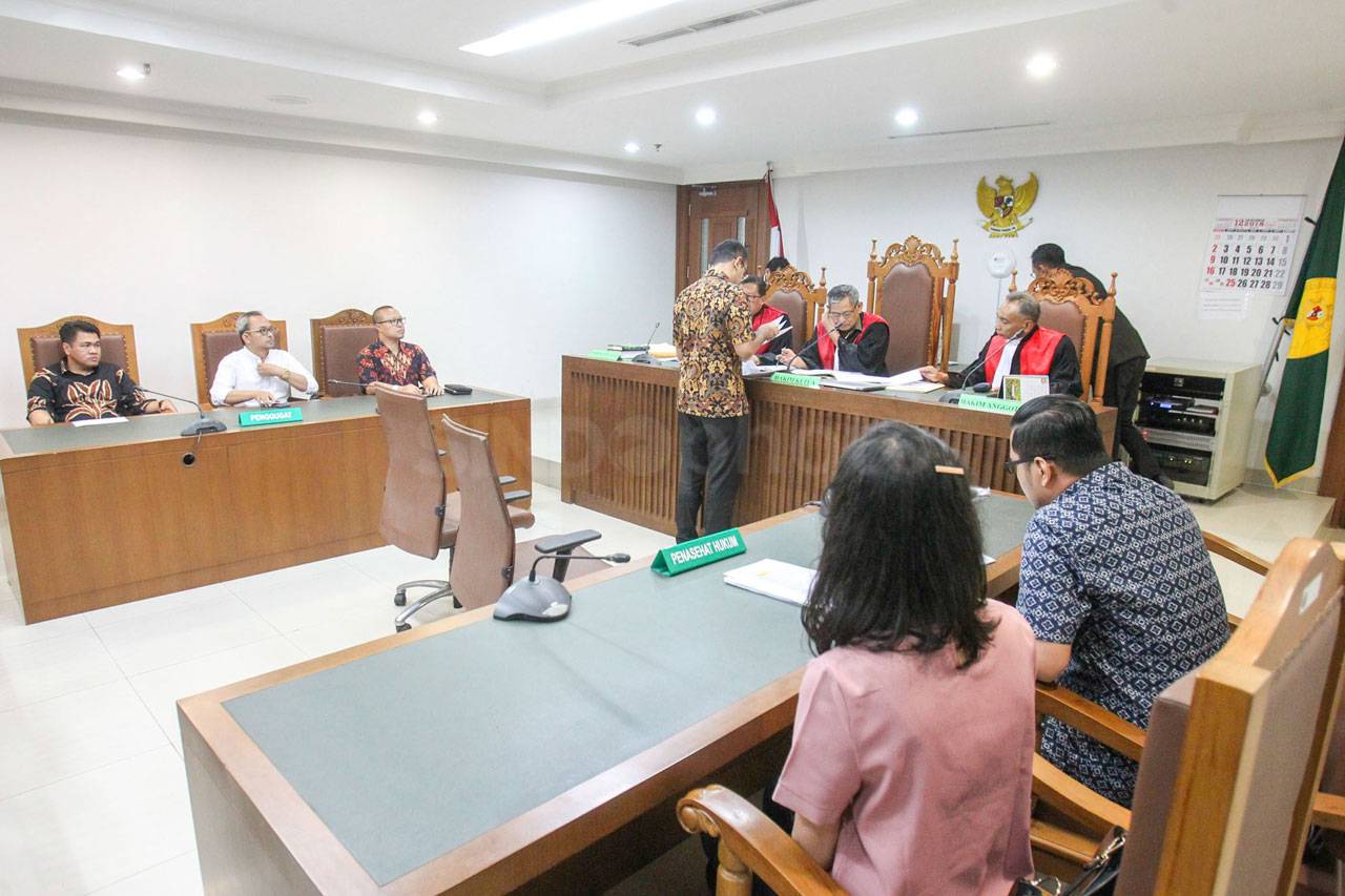 Hakim Arahkan Dua Pihak...