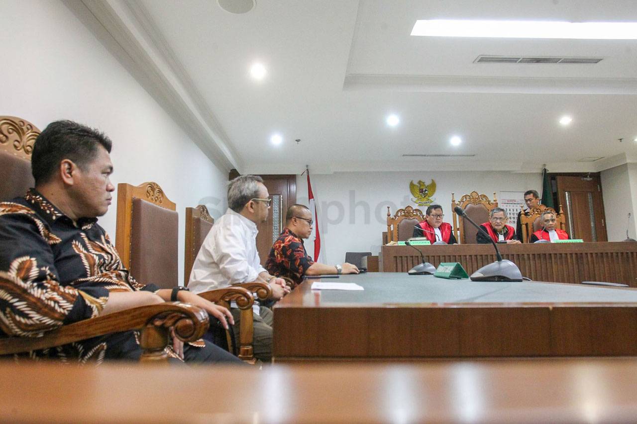 Hakim Arahkan Dua Pihak...