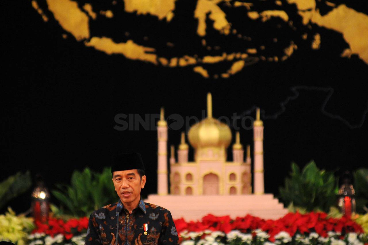Presiden Jokowi Buka...