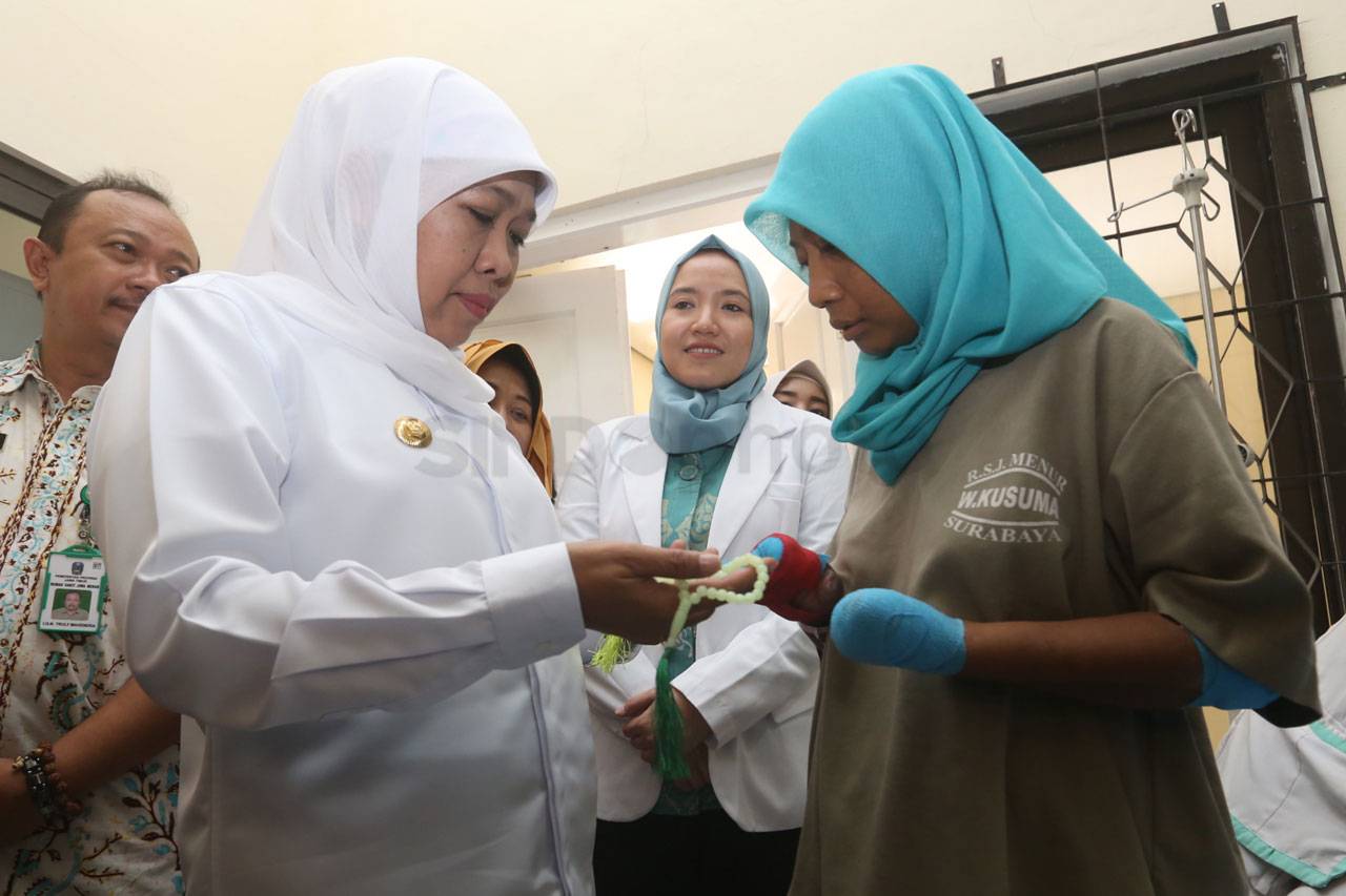 Gubernur Jatim Khofifah...