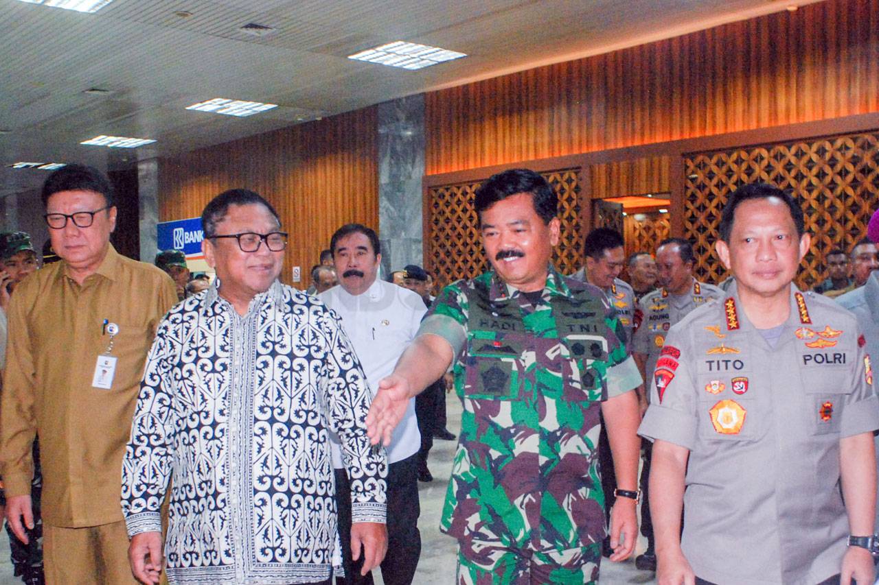 Kapolri dan Panglima...