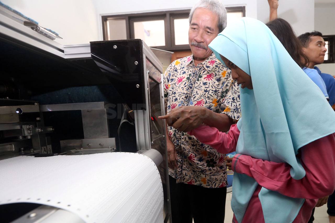 ITS Latih Penyandang...