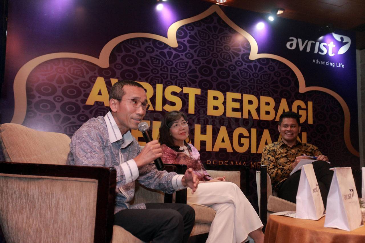 Berbagi Kebahagiaan,...