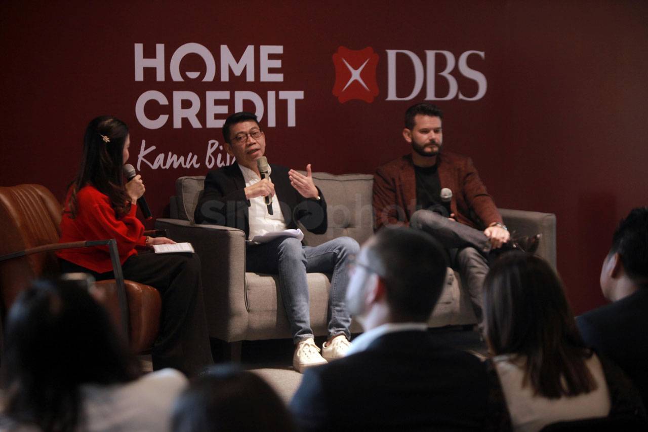 Bank DBS dan Home Credit...