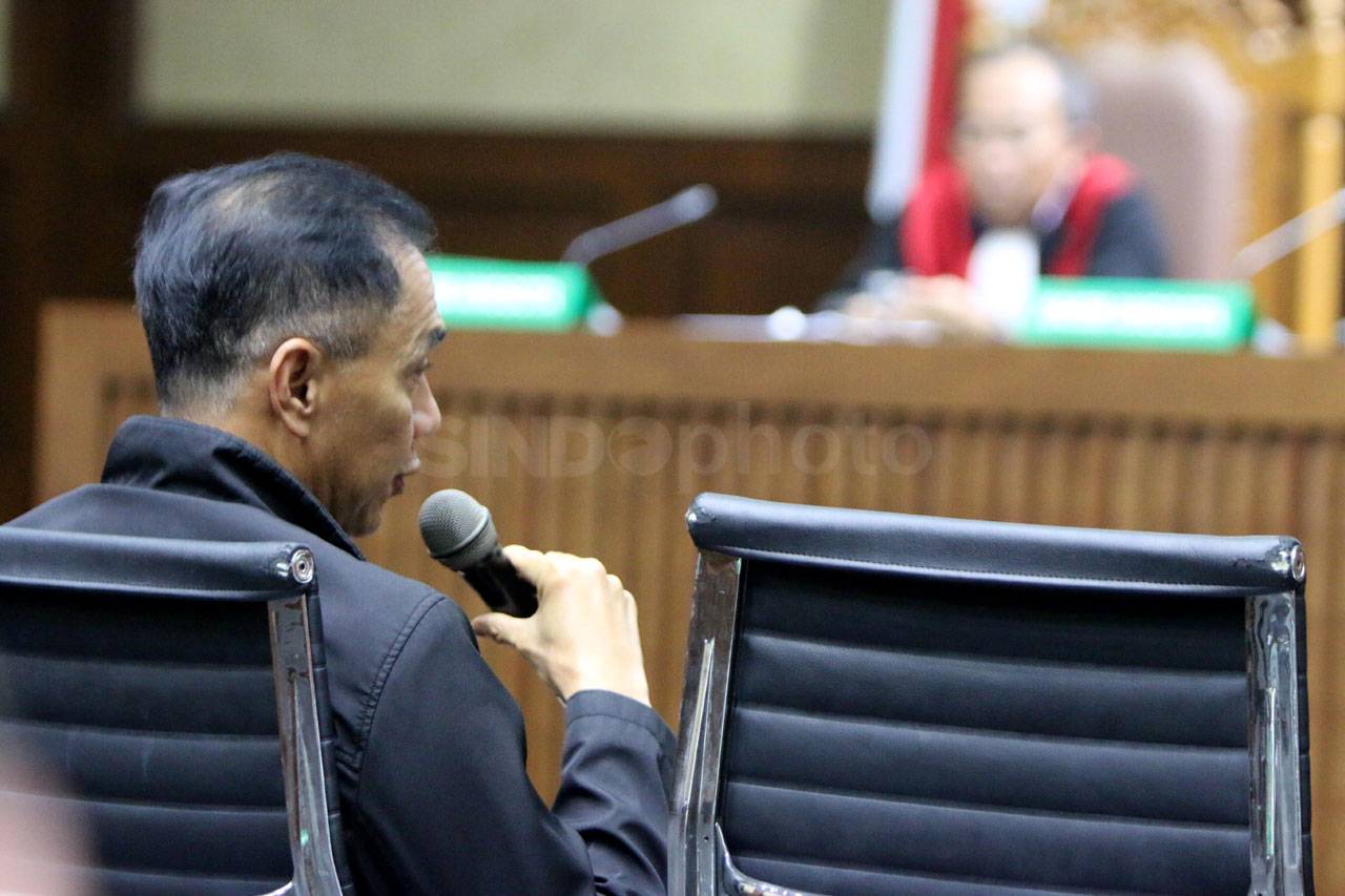 Gita Wiryawan Jadi Saksi...
