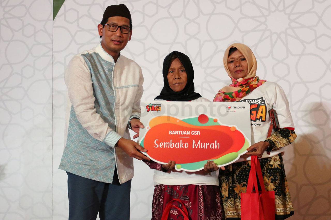 Telkomsel Sebarkan Kebahagiaan...