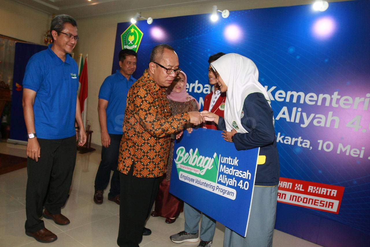 Gandeng Kemenag, XL...