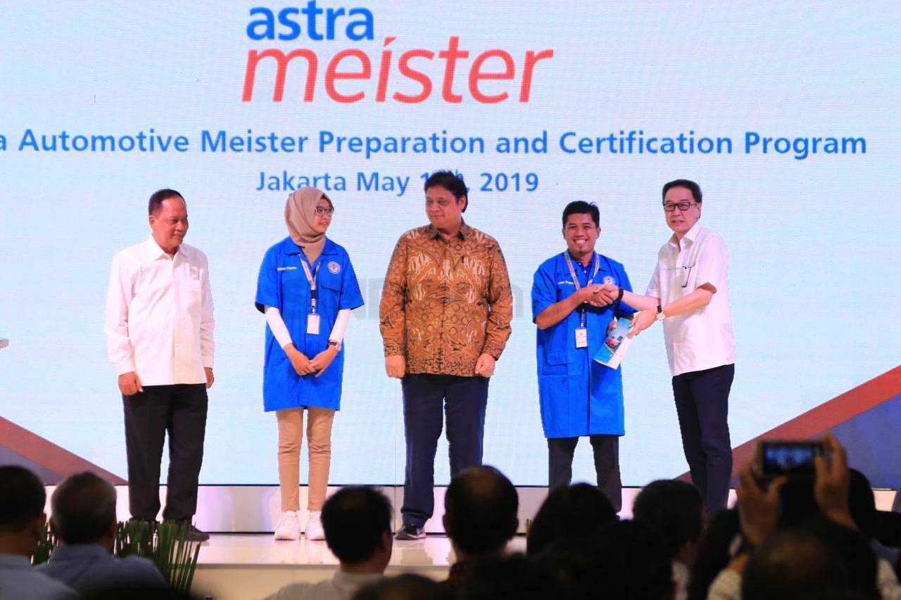 Astra Bangun Kampus...