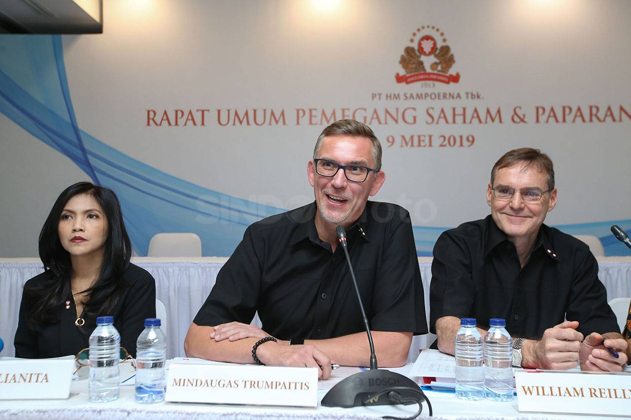 Sampoerna Raih Pendapatan...