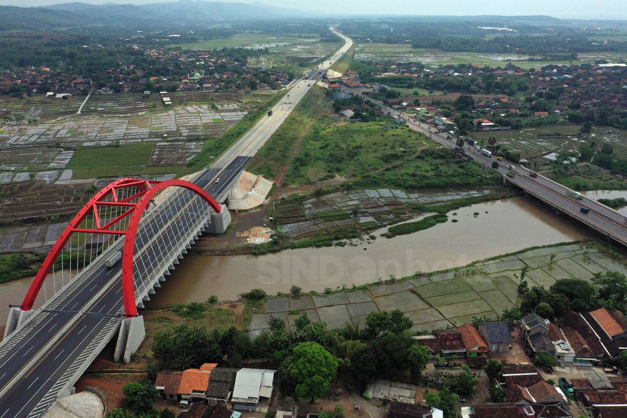 Jalur Tol Trans Jawa...