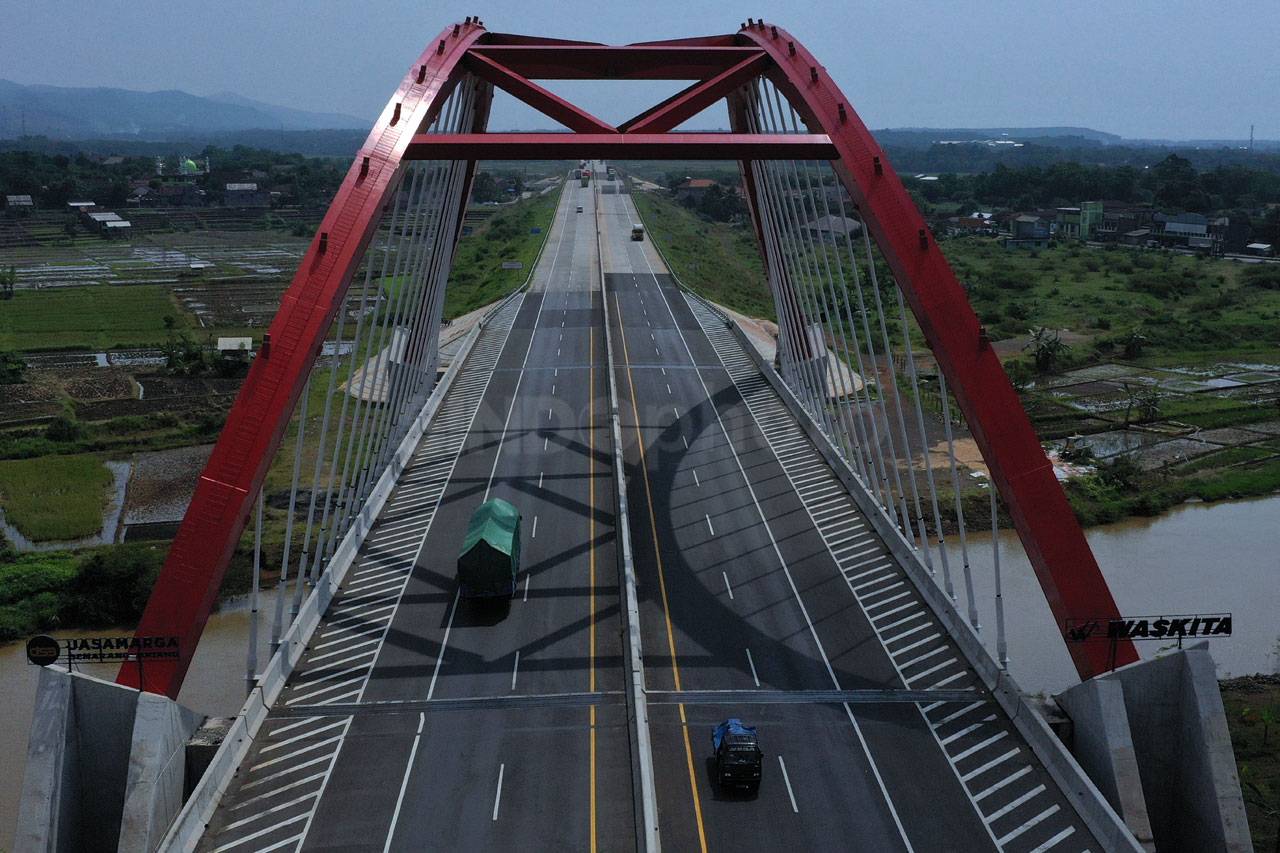 Jalur Tol Trans Jawa...